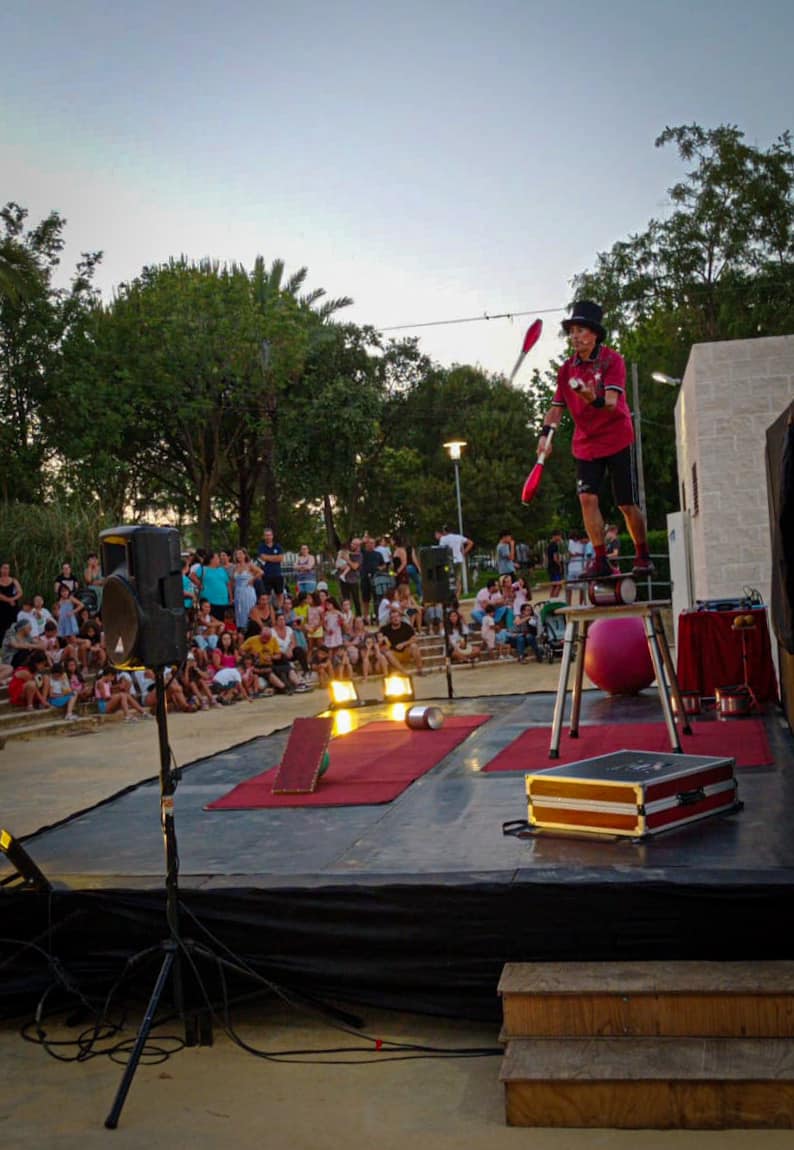 Trigueros llena julio de cultura con el Festival de Teatro ‘A la sombra’